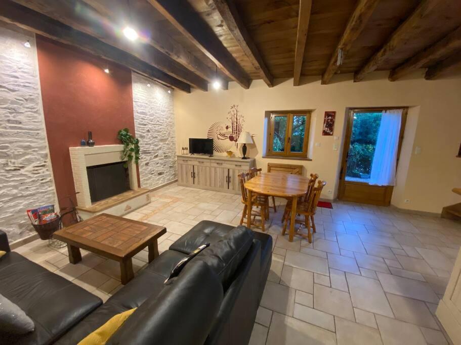 La Maison Paisible Guéméné-Penfao Εξωτερικό φωτογραφία